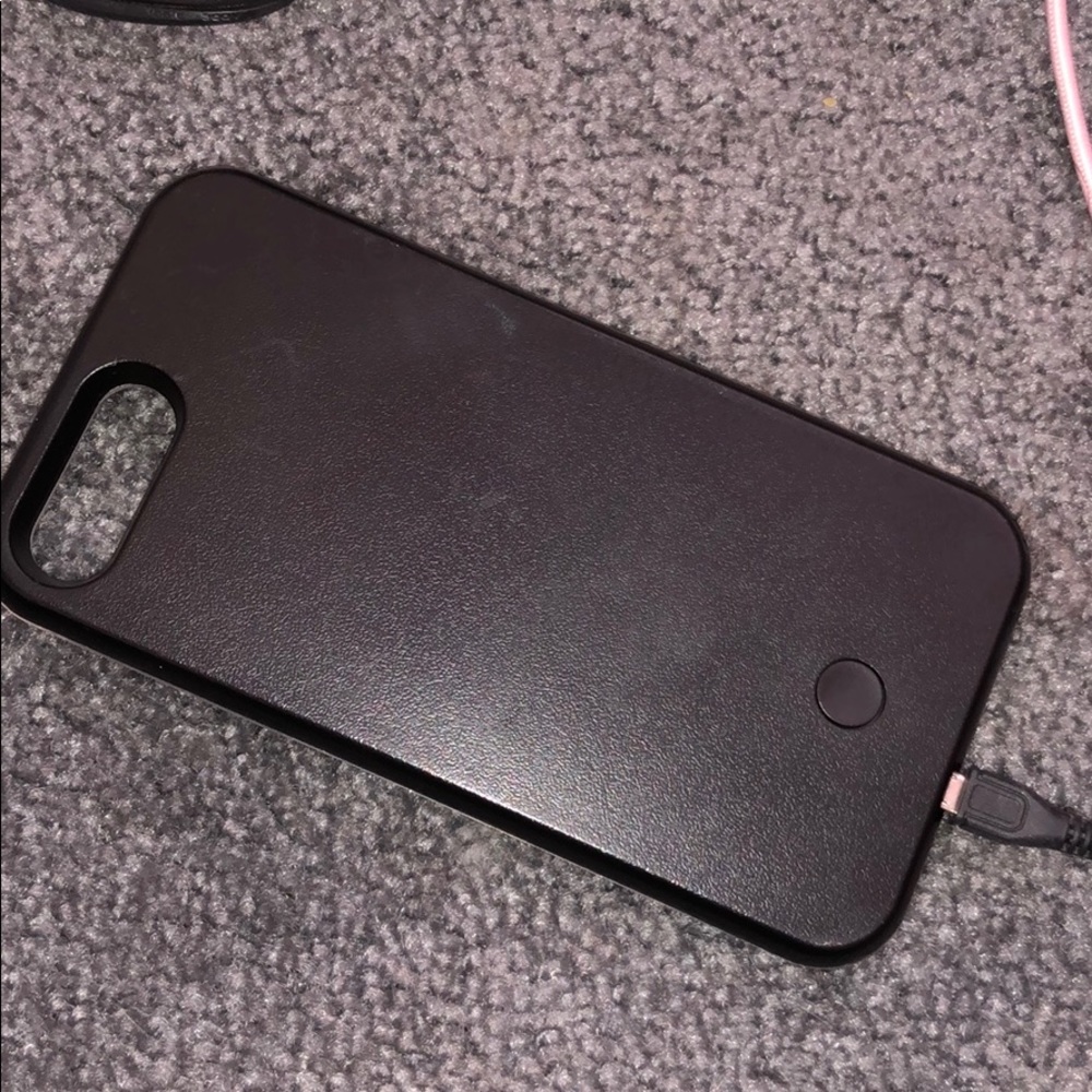Light up LED iPhone case - Picture 3 of 3